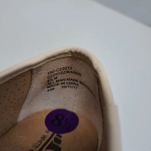 Cliffs by White Mountain Shoes Womens 8 Beige Karen Ballet Flats Perforated - Picture 6 of 6